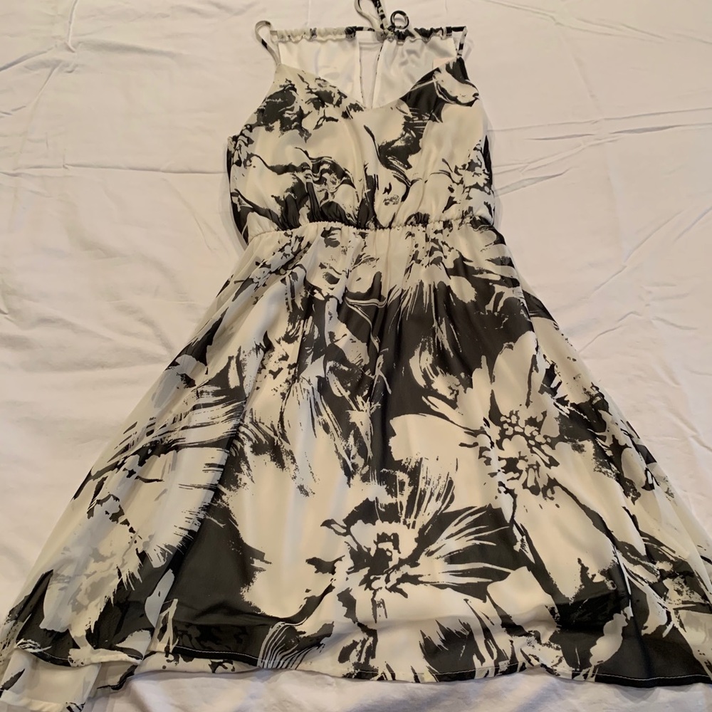 Black and cream summer dress - size small
